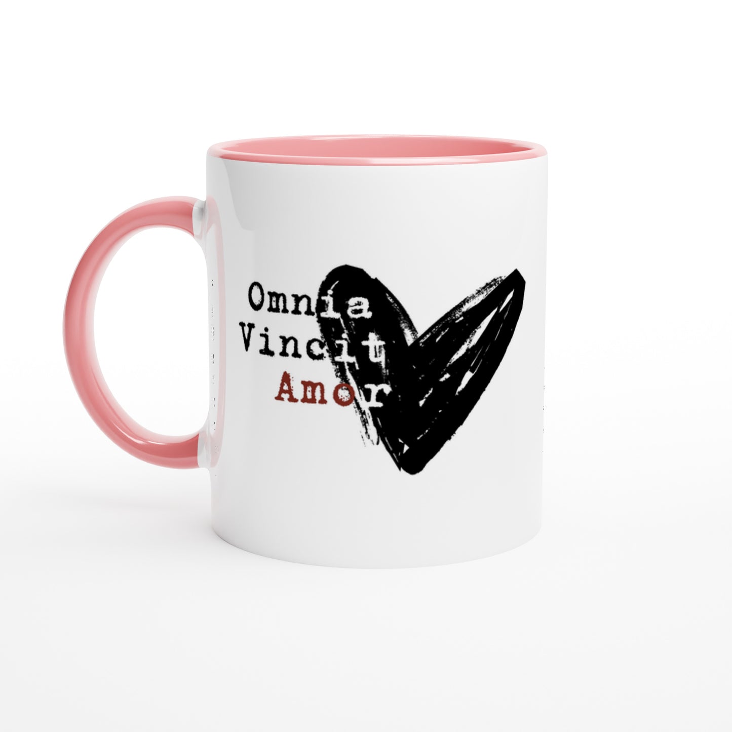 Omnia Vincit Amor – Tazza in Ceramica d'Autore: l'Amore Vince Tutto!